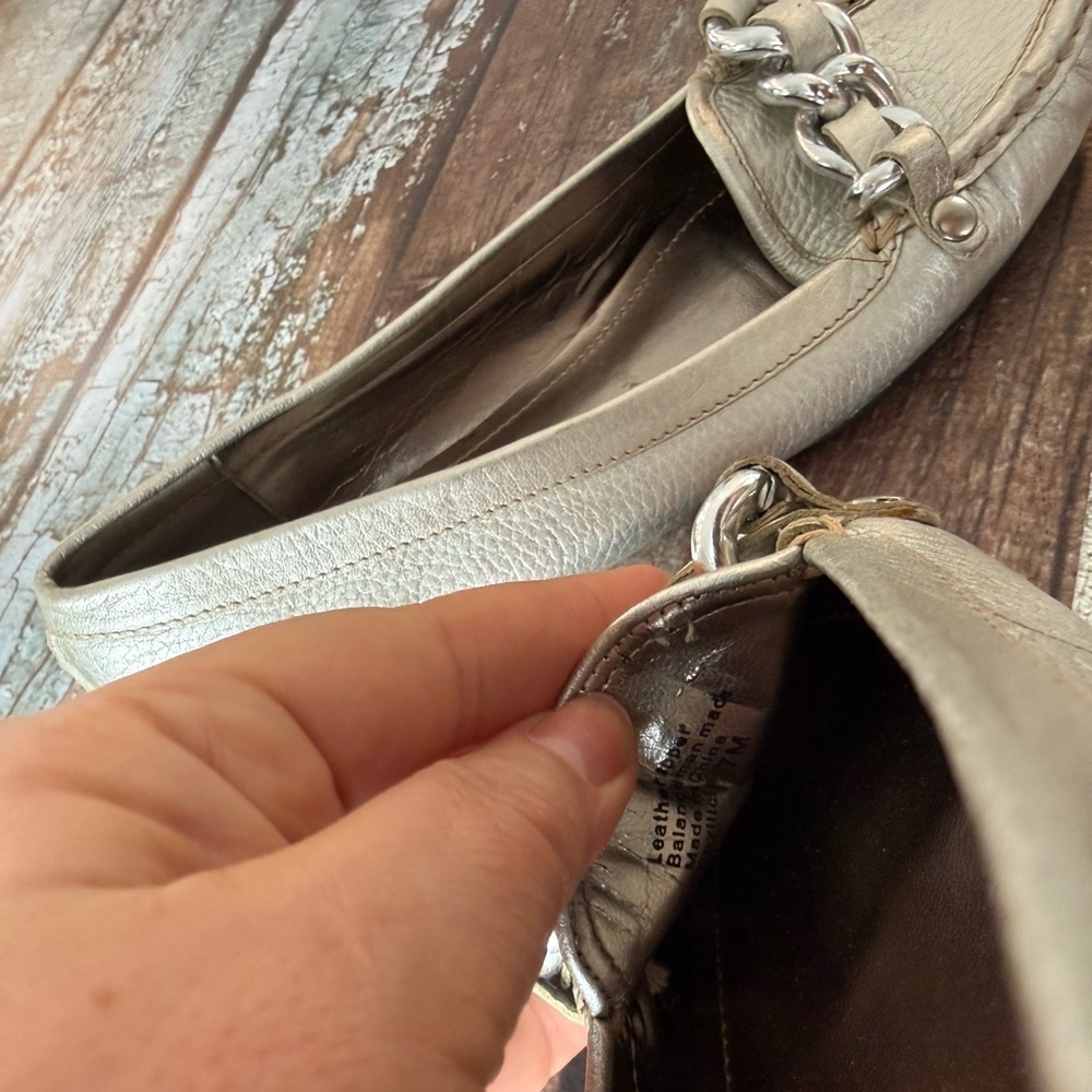 Style & Co. Women's Metallic Silver Loafers with Chain Detail Leather Upper - Picture 8 of 8